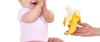 девочка смотрит в глаза